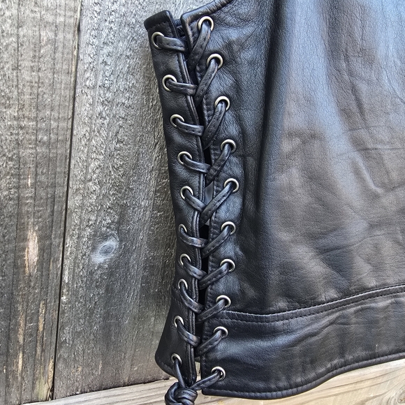Harley-Davidson Vest Womens Medium Black Leather Biker Lace Up Sides Winged Logo - Picture 6 of 16